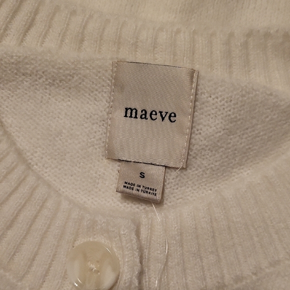 Maeve White Sleeveless Cardigan - Picture 3 of 5